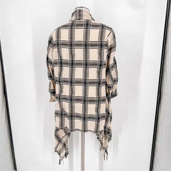 Kori America Plaid Frayed Edge Cardigan - Picture 4 of 4